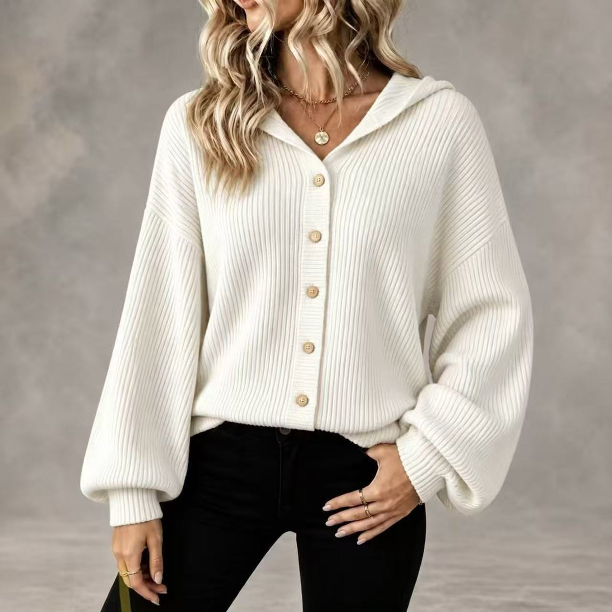 Women's Collared Knitted Cardigan with Buttons