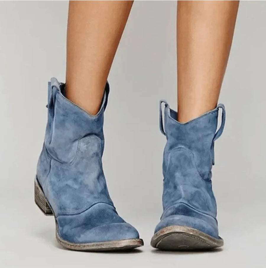Charlotte - Orthopedic Boots